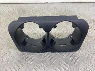 подстаканник Mercedes-Benz E-Класс W213/S213/C238/A238 (2016 - 2020), 2.0 л., OM 654.920, дизель, АКПП, серый, седан, задний привод, A2056800691