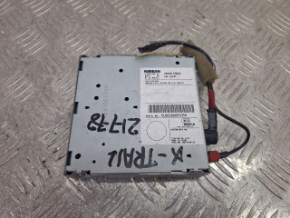 блок управления мультимедия Nissan X-Trail T30 [рестайлинг] 2005, 2.2 л., дизель, МКПП, красный, внедорожник 5 дв., полный привод, 283A0ES60A