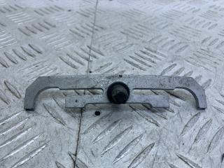 крепление форсунки BMW 5 серия E60/E61 [рестайлинг] E60 (2007 - 2010), 2.5 л., N53 B25 A, бензин, АКПП, белый, седан, задний привод