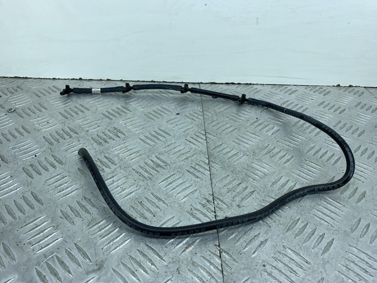 трубка обратки форсунок Mercedes-Benz Sprinter 2 поколение (W906) (2006 - 2014), 2.1 л., OM 651.955, дизель, МКПП, зеленый, задний привод, A6510700132009 - фото №1