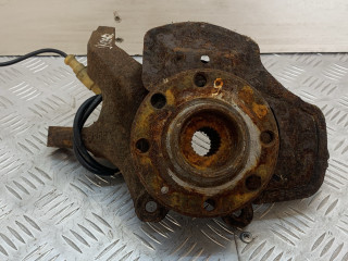 ступица передняя левая Opel Corsa B 2000, 1.0 л., X 10 XE, бензин, МКПП, темно-синий, хетчбэк 3 дв., передний привод