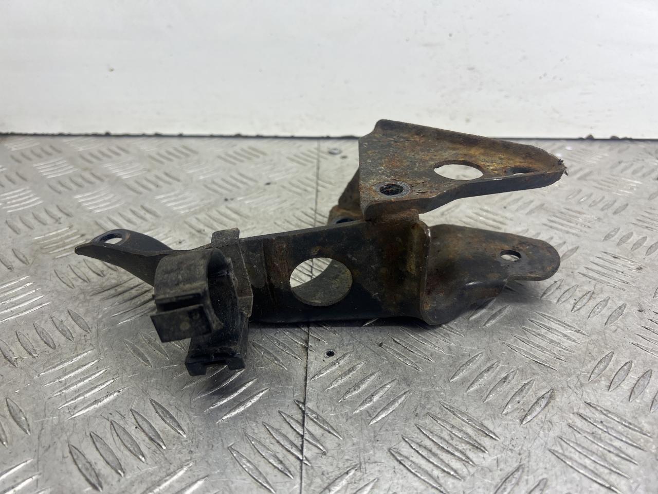 кронштейн двигателя Nissan Micra 2 поколение (K11) (1992 - 2003) - фото №1