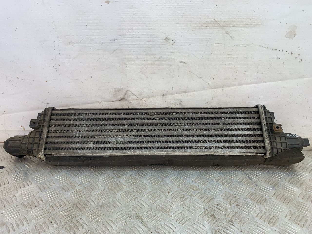 интеркулер Jaguar X-Type 1 поколение 2005, 2.2 л., дизель, МКПП, синий, седан, передний привод - фото №1