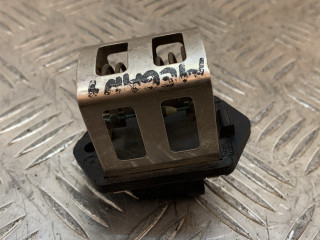 блок управления вентилятором (реле) Renault Megane 1 поколение [рестайлинг] (1999 - 2003)