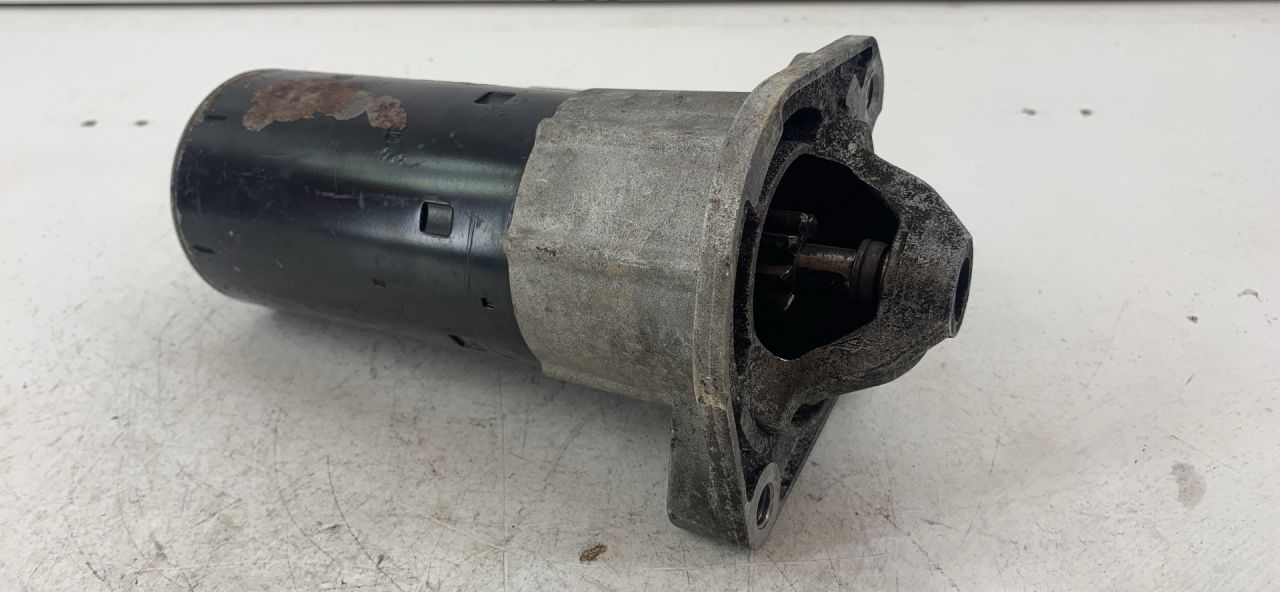 стартер Volvo V50 1 поколение 2005, 2.4 л., бензин, МКПП, универсал, 0001108402 - фото №1