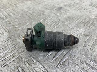 форсунка Volkswagen Golf 4 поколение (1997 - 2006), 037906031AA