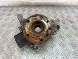 кулак поворотный правый Saab 9-3 1 поколение 2001, 2.0 л., B205E, бензин, АКПП, черный, хетчбэк 5 дв., передний привод