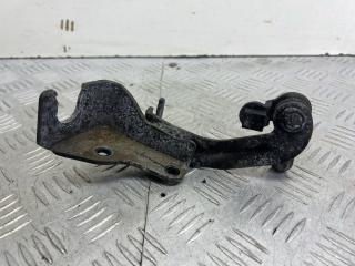 кронштейн КПП Chevrolet Spark M300 2012, 1.0 л., бензин, МКПП, красный, хетчбэк 5 дв., передний привод