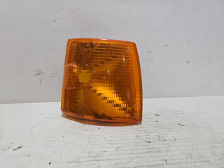 поворотник правый Volkswagen Transporter T4 1995, 701953050