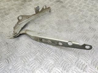 петля капота левая Volvo V70 2 поколение 2001, 2.4 л., B 5244 T3, бензин, АКПП, серебро, универсал, полный привод