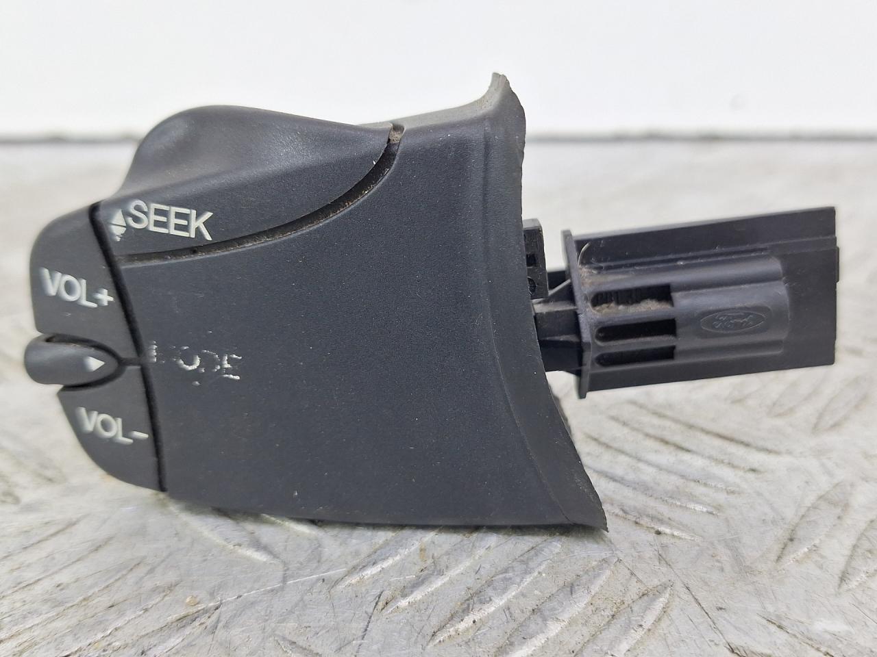 джойстик управления мультимедиа Ford Focus 1 поколение (1998 - 2001), 98AB14K147AC - фото №1