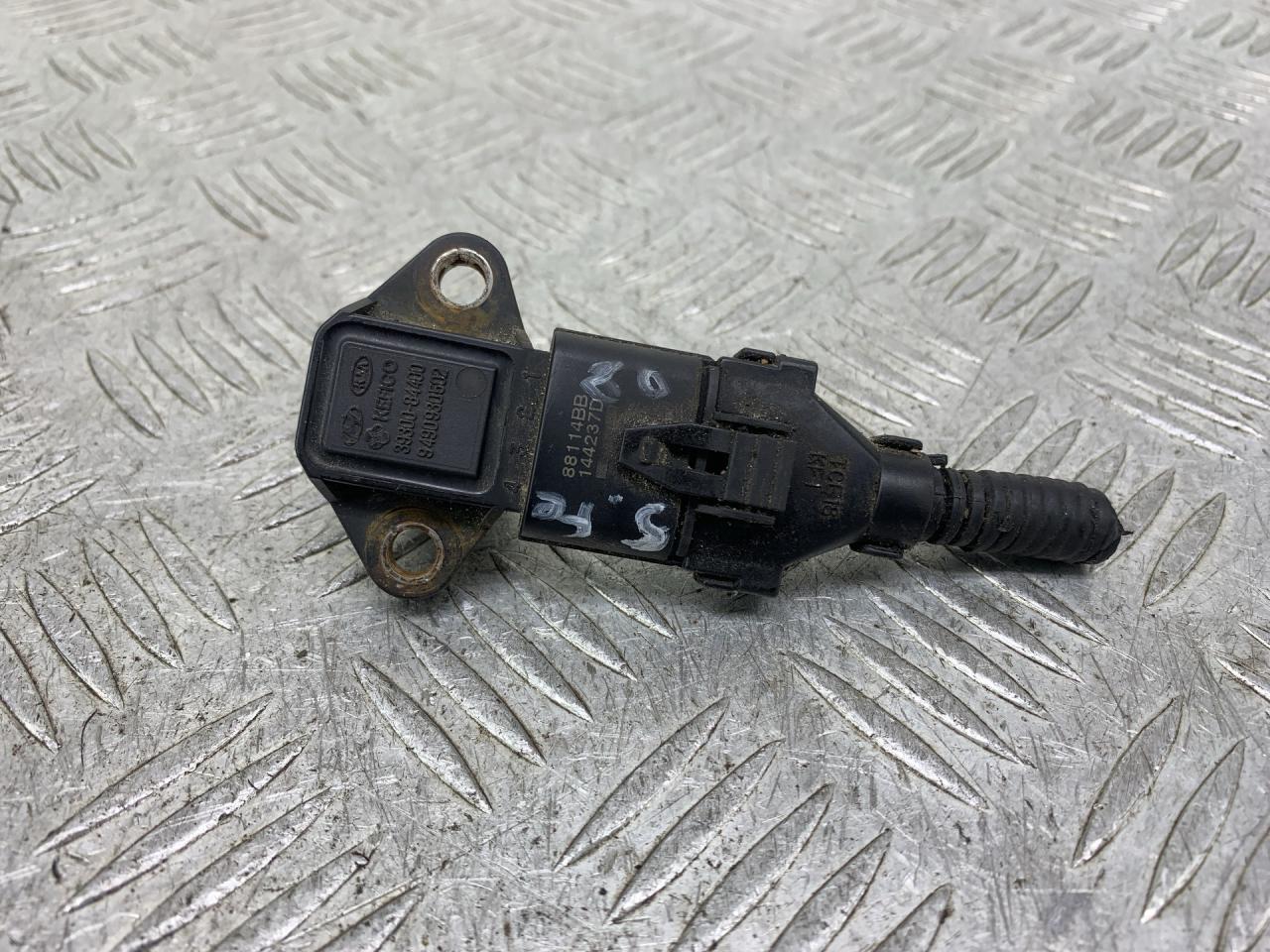 датчик абсолютного давления Hyundai Santa Fe 2 поколение (CM) (2005 - 2010), 3930084400, 9490930502 - фото №1