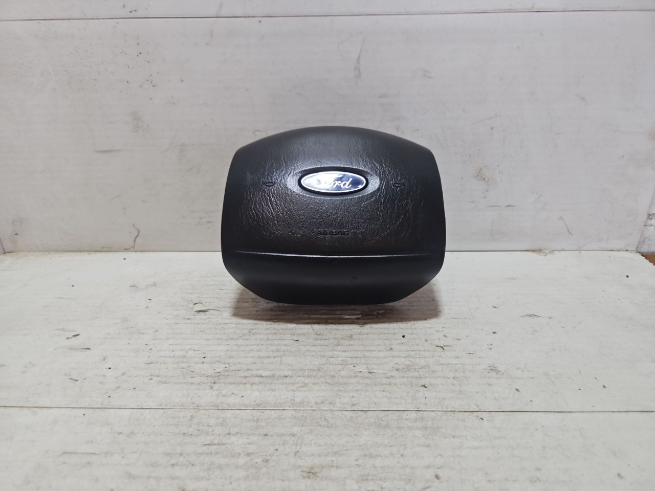 подушка безопасности водителя Ford Transit 6 поколение (2000 - 2006), YC1AV043B13APW - фото №1