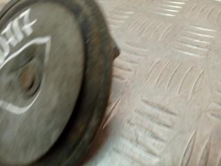 сигнал (клаксон) Mitsubishi Carisma 1 поколение [рестайлинг] 2003, 1.6 л., 4G92 (DOHC 16V), бензин, МКПП, серебро, хетчбэк 5 дв., передний привод, A28657625