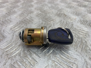 замок зажигания Fiat Punto 2 поколение [рестайлинг] 2005, 1.2 л., 188 A4.000, бензин, МКПП, черный, хетчбэк 3 дв., передний привод