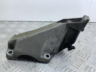 кронштейн двигателя Audi A4 B7 2006, 1.8 л., BFB, бензин, МКПП, универсал, 8E0199307A