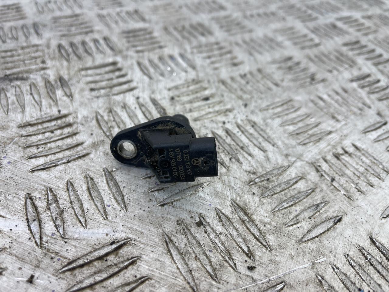 датчик распредвала Mercedes-Benz Sprinter 2 поколение (W906) (2006 - 2014), 2.1 л., дизель, задний привод, 0232103107, A6519050100 - фото №1