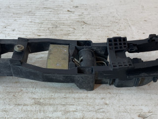 скелет ручки двери передней правой Mercedes-Benz E-Класс W210/S210 (1995 - 1999), 2037600234