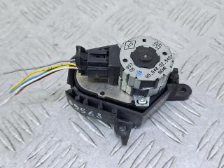 моторчик заслонки печки Renault Laguna 1 поколение [рестайлинг] 2000, 1.6 л., бензин, МКПП, серебро, хетчбэк 5 дв., передний привод, 9094802545