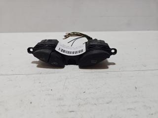 кнопка обогрева заднего стекла Ford Focus 1 поколение 2000, 1.6 л., FYDC, бензин, МКПП, серебро, универсал, передний привод, YS4T19A945BA