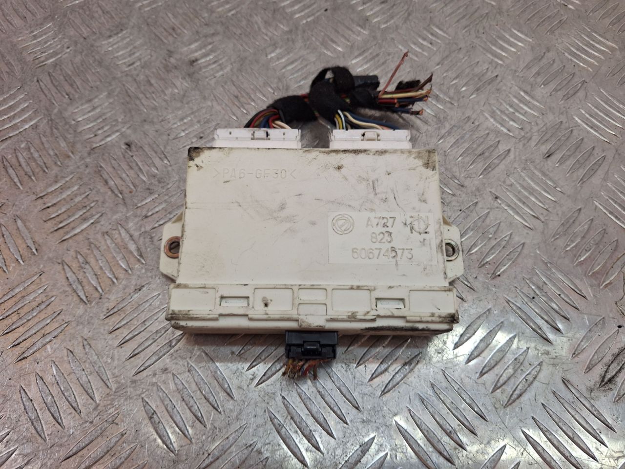 блок комфорта Alfa Romeo 156 1 поколение 2002, 2.0 л., 937 A1.000, бензин, МКПП, черный, универсал, передний привод, 60674573 - фото №1