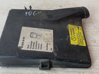 крышка блока предохранителей Volvo C70 1 поколение 1999, 2.5 л., бензин, МКПП, серебро, купе, передний привод, 1928403573, 9469686