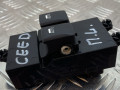 блок управления стеклоподъемниками Kia Ceed 2 поколение 2014, 49D49A1000, 93570A2100 - фото №2