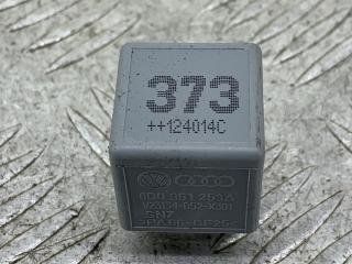 реле (прочие) SEAT Altea 1 поколение [рестайлинг] 5P 2012, 1.6 л., CAYC, дизель, робот, серый, минивэн, передний привод, 8D0951253A