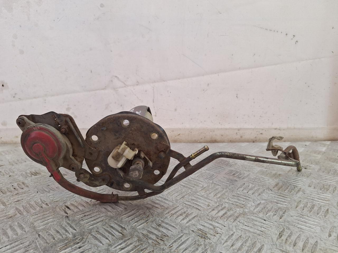 насос топливный Rover 200 Series 3 поколение (1995 - 1999) - фото №1