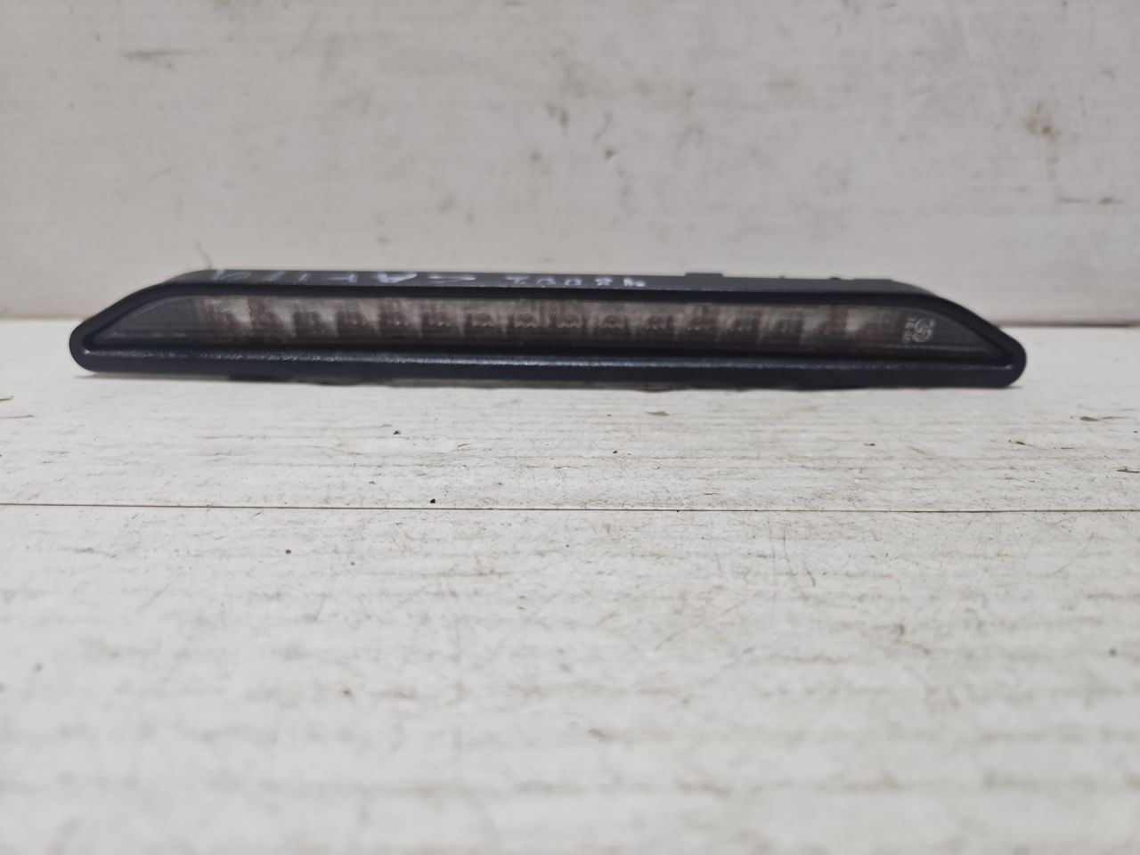 дополнительный стоп-сигнал Opel Zafira 1 поколение (A) 2000, 2.0 л., X 20 DTL, дизель, МКПП, серебро, минивэн, передний привод - фото №1