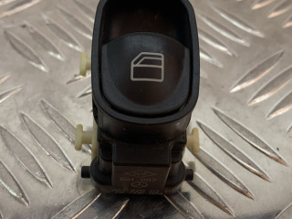 кнопка стеклоподъемника двери передней правой Mercedes-Benz C-Класс W203/S203/CL203 (2000 - 2004), A2038200210