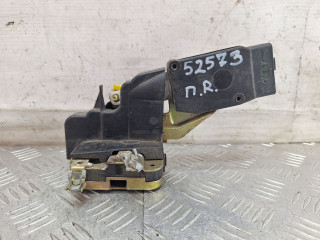 замок двери передней правой Mitsubishi Carisma 1 поколение 1999, 1.8 л., бензин, передний привод