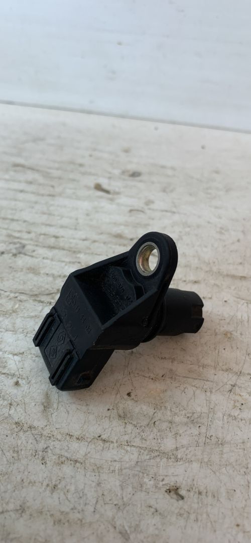 датчик распредвала Renault Espace 4 поколение (2002 - 2006), дизель, 8200370572 - фото №1