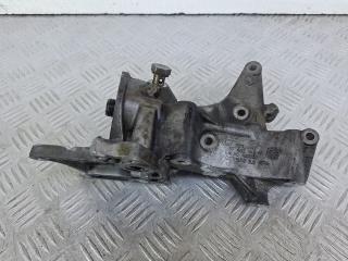 кронштейн масляного фильтра Skoda Fabia 1 поколение (6Y) (1999 - 2004), 1.2 л., CBZA, бензин, МКПП, серый, универсал, передний привод, 03F903143H