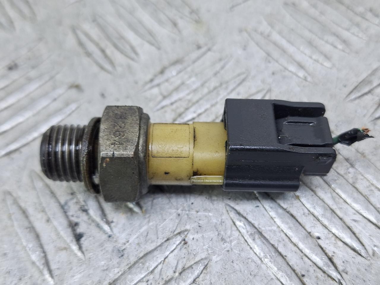 датчик давления масла Dacia Logan MCV 2 поколение (2013 - 2016), фургон - фото №1