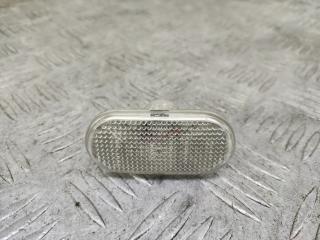 повторитель поворота на крыле Renault Logan 1 поколение (2004 - 2009), 1.4 л., бензин, МКПП, синий, фургон, передний привод, 8200257684