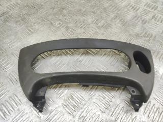 рамка под магнитолу Renault Scenic 1 поколение [рестайлинг] 2002, 1.6 л., K4M 700, бензин, МКПП, серебро, минивэн, передний привод, 7700432138, R6147226