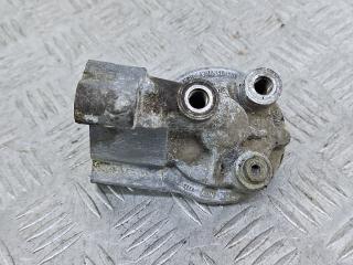 кронштейн масляного фильтра Volkswagen Golf 3 поколение 1999, 1.8 л., ANN, бензин, зеленый, кабриолет, передний привод, 053115417A