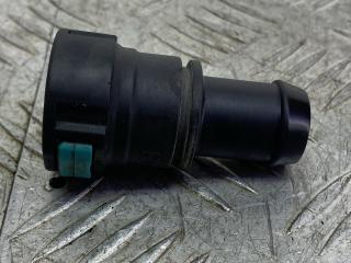 фланец (тройник) системы охлаждения Land Rover Range Rover Sport 2 поколение [рестайлинг] (2017 - 2020), 2.0 л., гибрид, АКПП, серый, внедорожник 5 дв., полный привод