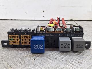 блок реле Audi A6 4B/C5 1999, 2.5 л., AKN, дизель, МКПП, бирюзовый, универсал, передний привод