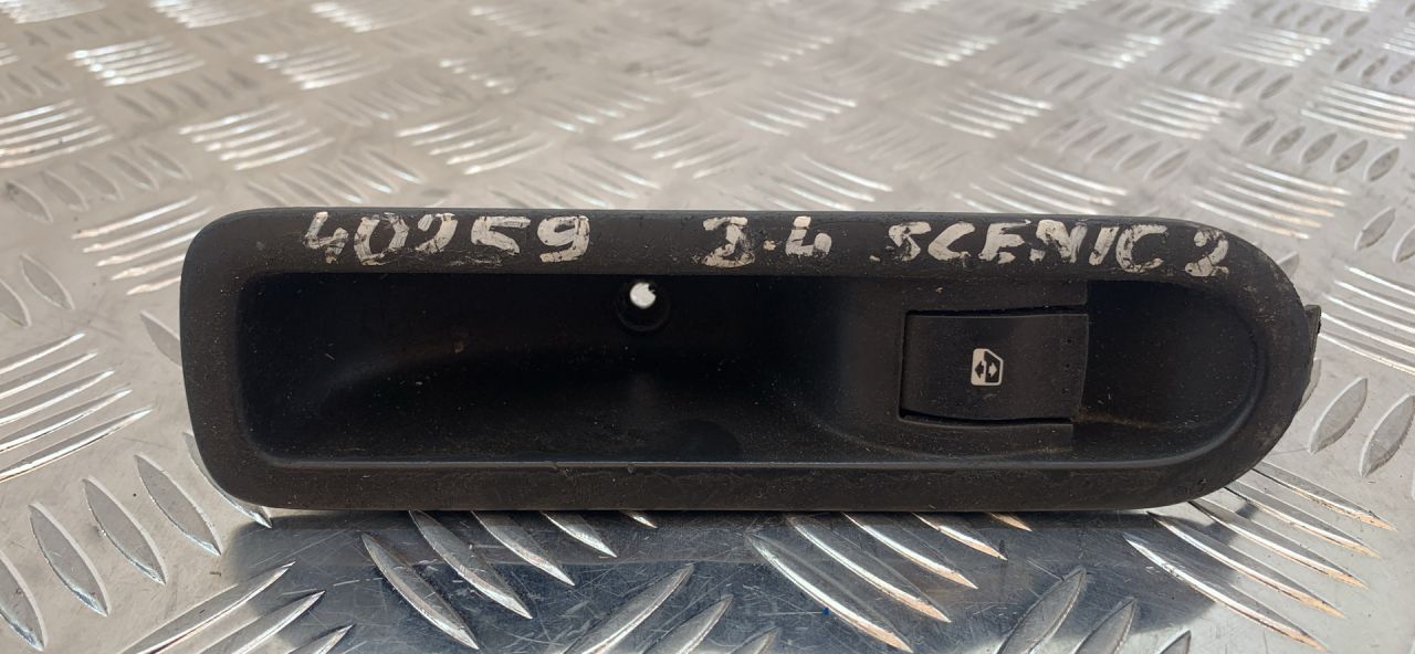 кнопка стеклоподъемника двери задней левой Renault Scenic 2 поколение 2005, 1.9 л., дизель, МКПП, синий, минивэн, передний привод, 156013870G - фото №1