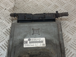 блок управления двигателем Volkswagen Passat B6 (2005 - 2010), 2.0 л., дизель, 03G906018CD, 5WP45600AA