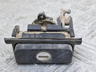 кнопка открытия багажника Volkswagen Golf 3 поколение (1991 - 2000), 1H6827571