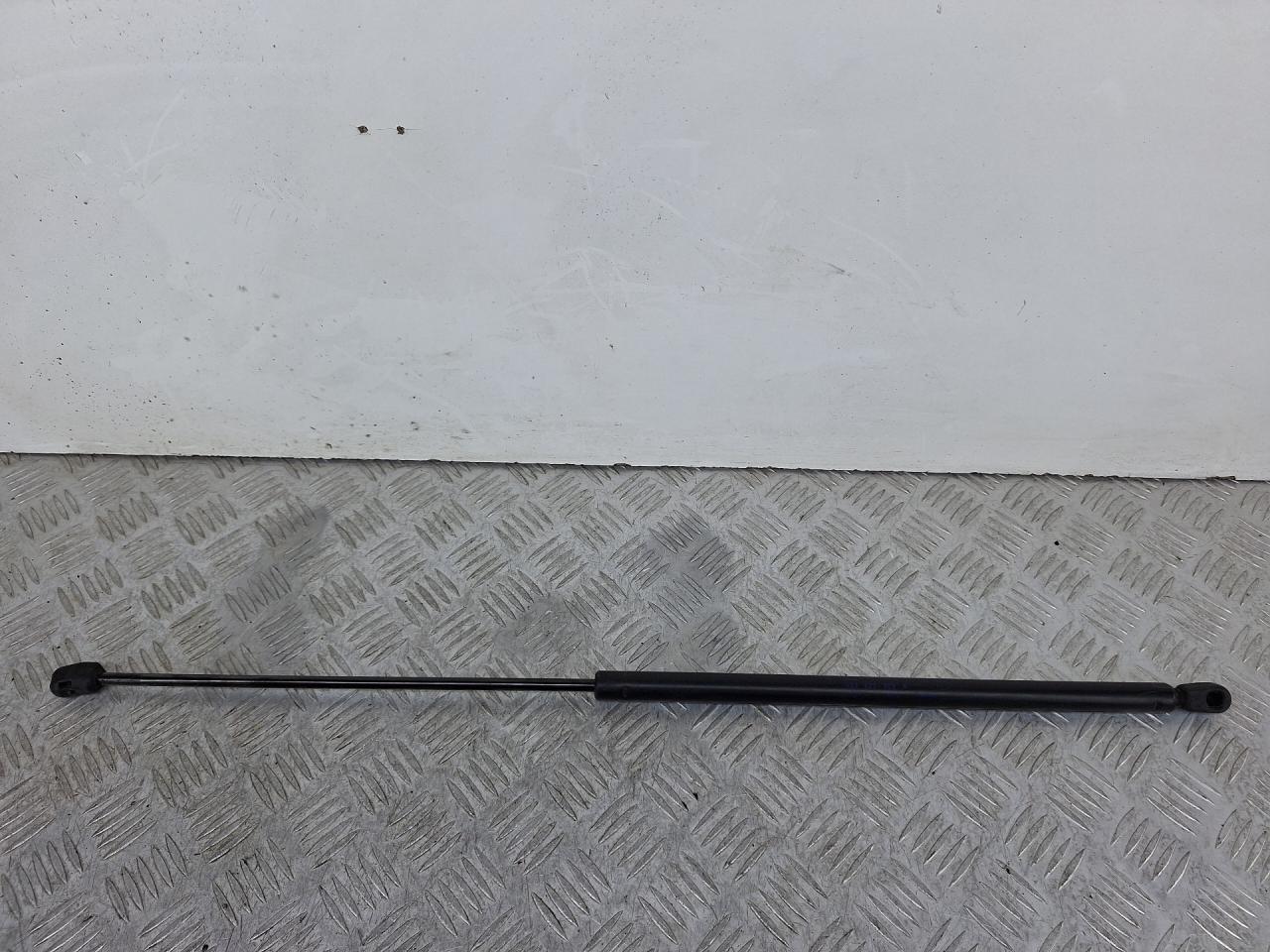 амортизатор капота Audi A6 4B/C5 (1997 - 2001), 4B0823359B - фото №1