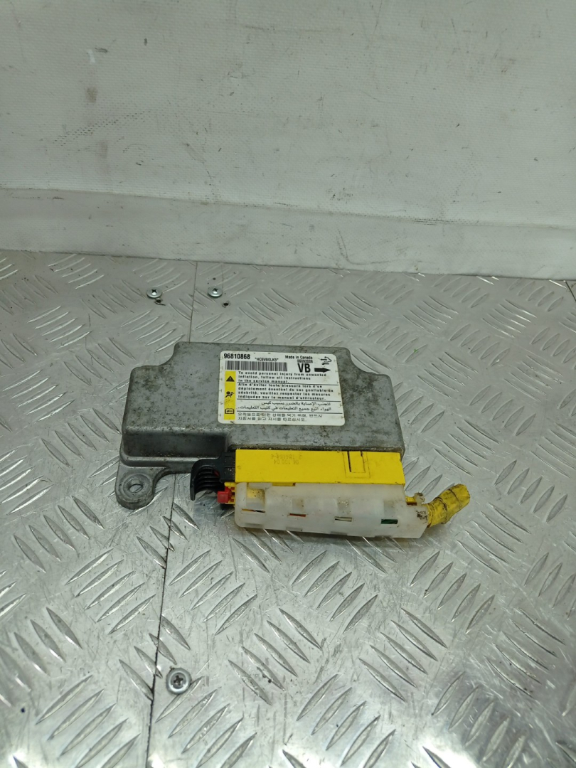 блок AirBag Opel Antara 1 поколение 2006, 2.0 л., Z 20 DMH, дизель, 5МКПП, серебро, внедорожник 5 дв., полный привод, 96810868 - фото №1