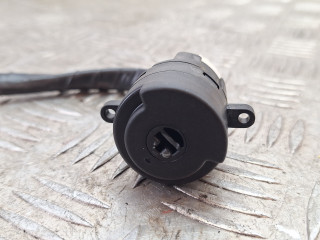 Контактная группа (замок зажигания) Nissan Almera Tino V10 2003, 1.8 л., QG18DE, бензин, АКПП, голубой, минивэн, передний привод