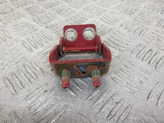 петля крышки багажника Chevrolet Spark M300 2012, 1.0 л., бензин, МКПП, красный, хетчбэк 5 дв., передний привод