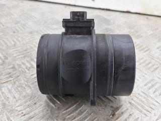 расходомер воздуха Skoda Yeti 1 поколение 2013, 2.0 л., CFHF, дизель, 6МКПП, серый, универсал, полный привод, 0281002956, 03L906461A