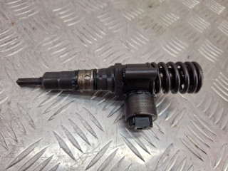 форсунка Chrysler Sebring 3 поколение 2009, 2.0 л., дизель, МКПП, черный, кабриолет, передний привод, 036130073G, 0414720404