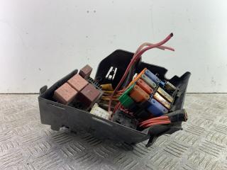 блок реле Nissan Kubistar 1 поколение 2003, 1.2 л., бензин, МКПП, красный, фургон, передний привод